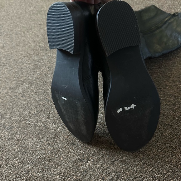 Black Knee High Shawny Boots - Picture 3 of 6